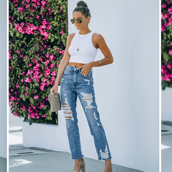 ✨NWOT✨ Kancan Kassidy High Rise Distressed Jeans - Picture 2 of 8